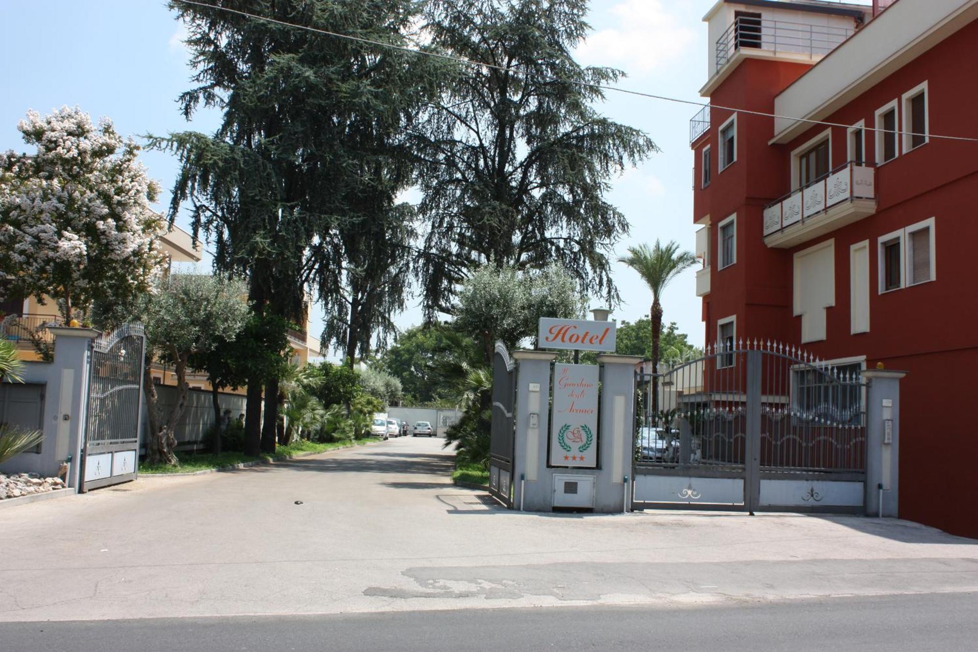 Hotel Il Giardino Degli Aranci Нола Экстерьер фото