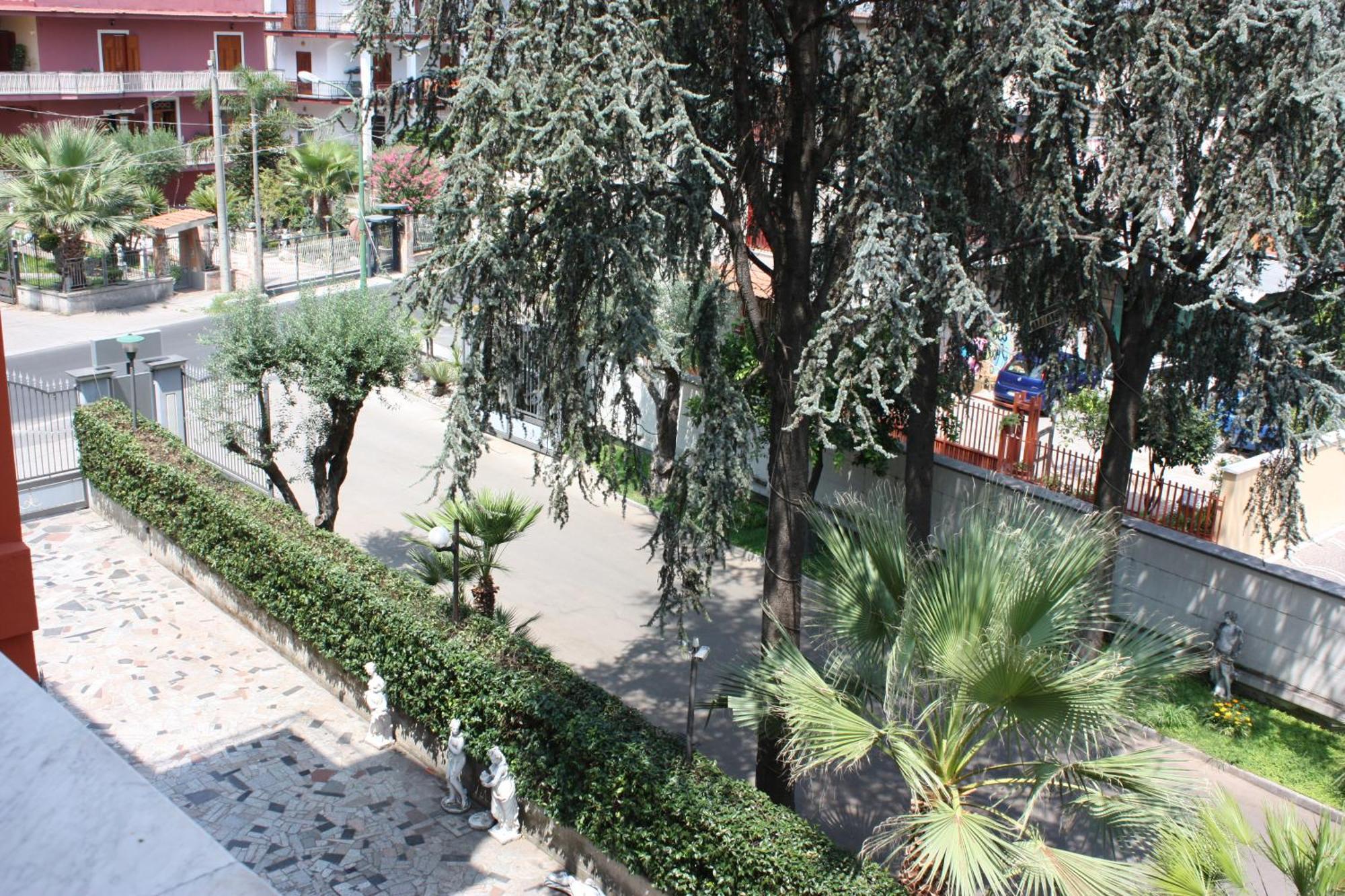 Hotel Il Giardino Degli Aranci Нола Экстерьер фото
