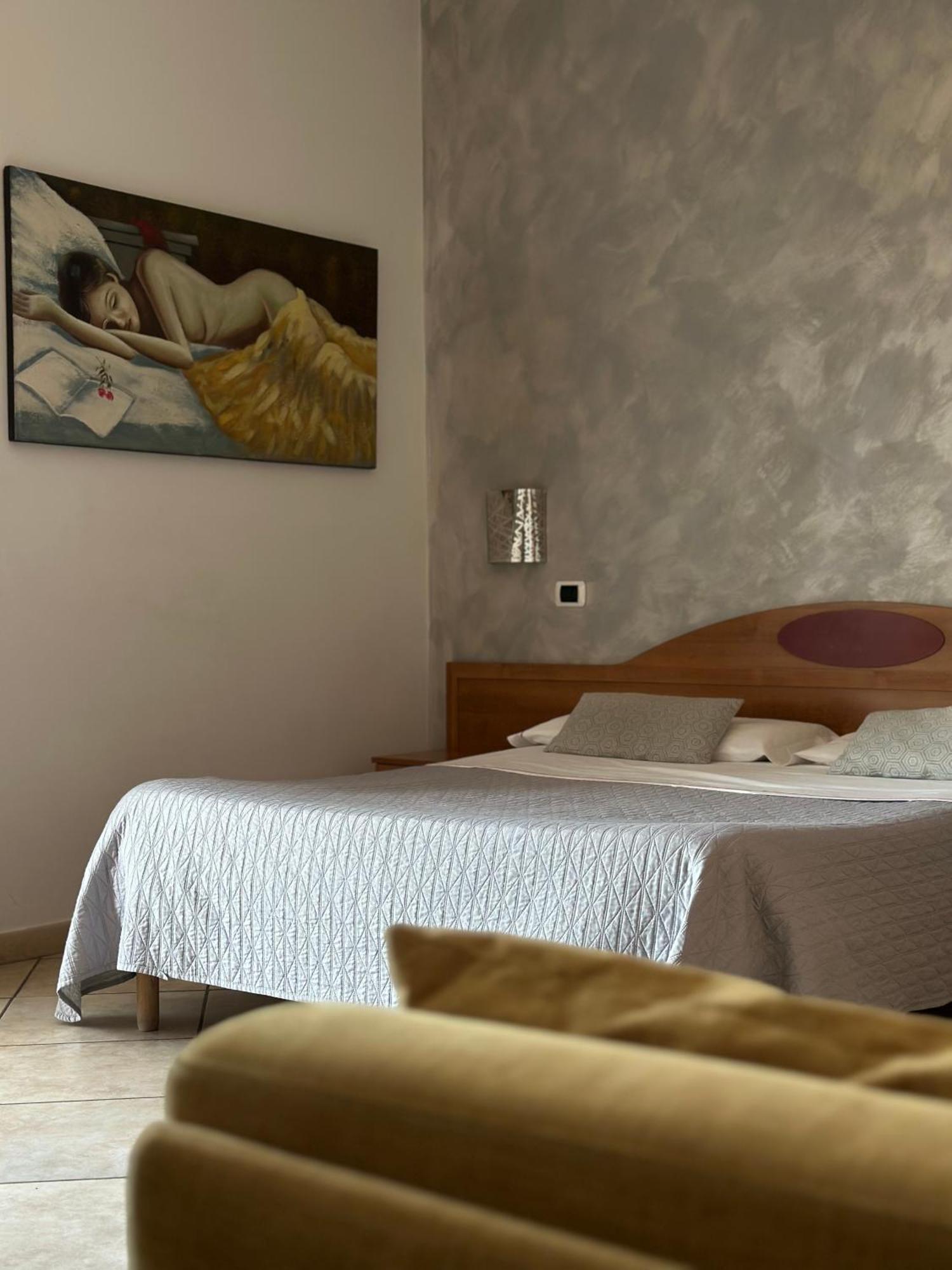 Hotel Il Giardino Degli Aranci Нола Экстерьер фото