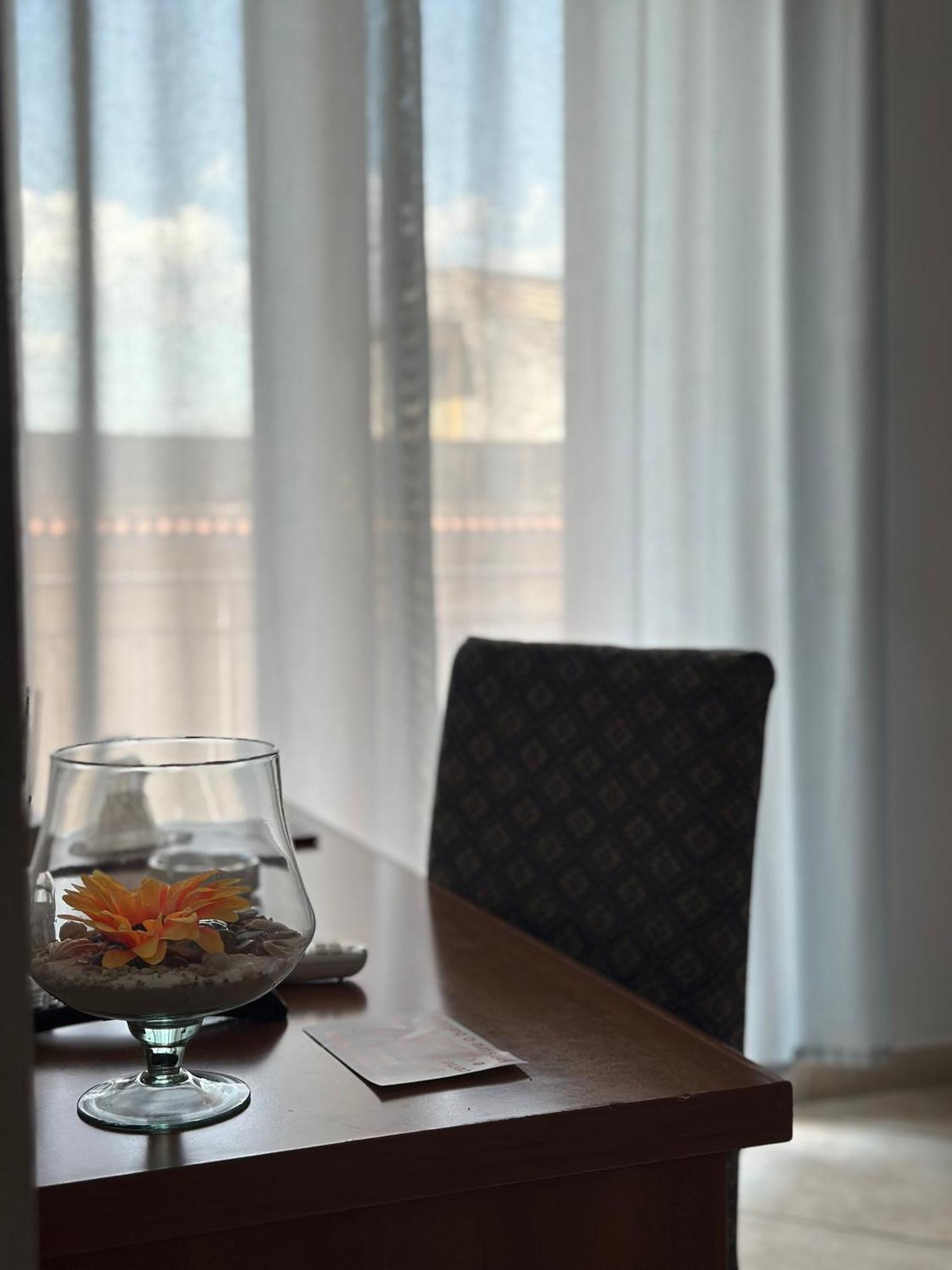 Hotel Il Giardino Degli Aranci Нола Экстерьер фото