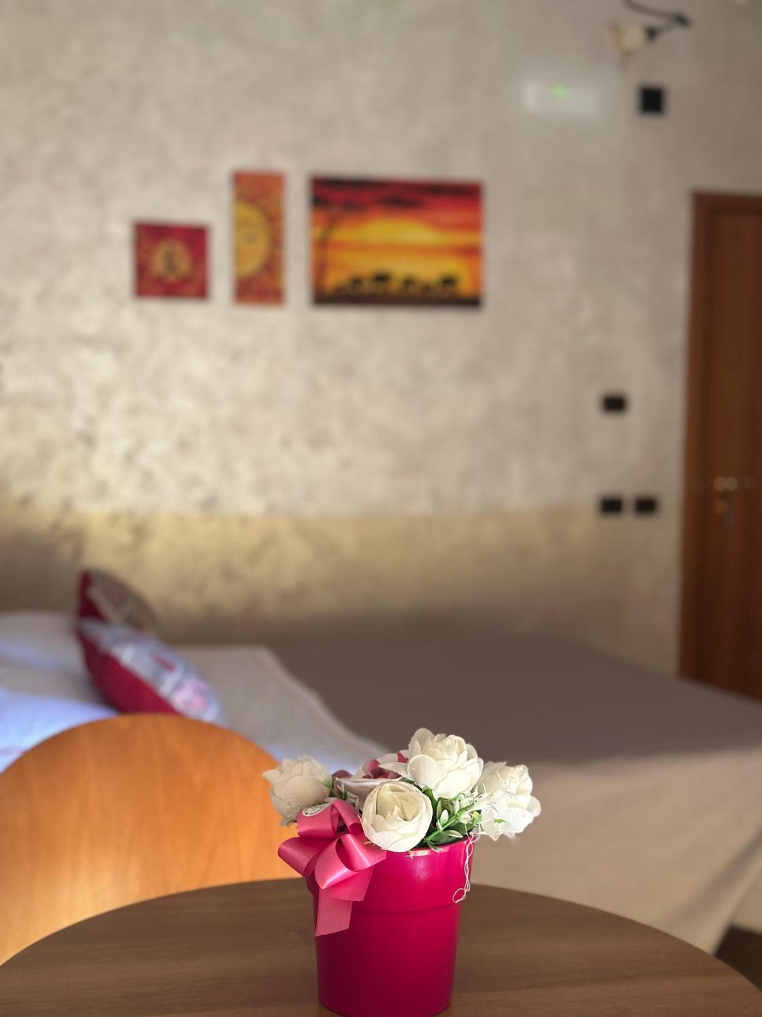 Hotel Il Giardino Degli Aranci Нола Экстерьер фото